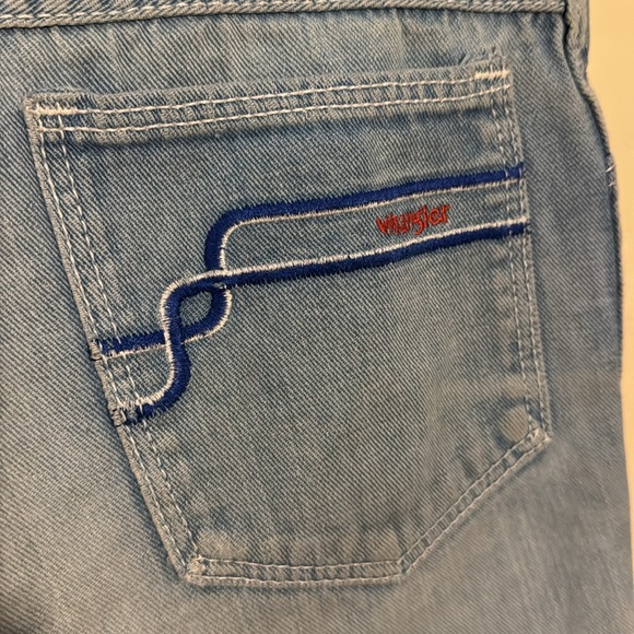 Vintage Wrangler Blue Jean Shorts Distressed Cut-Off Hem - Picture 5 of 13